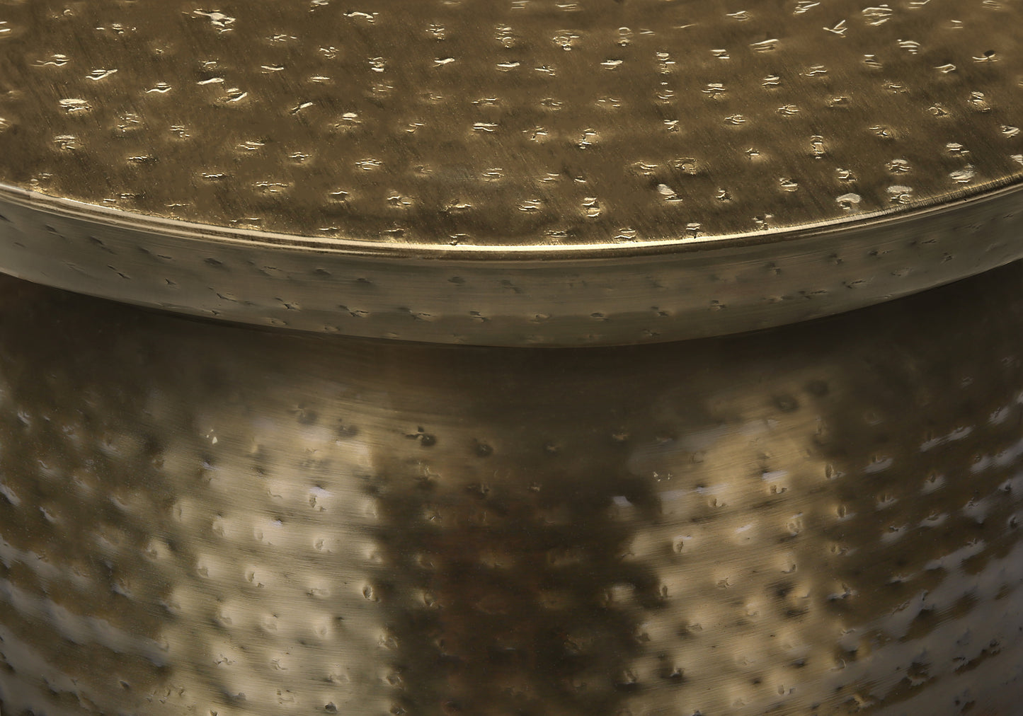 TABLE D'APPOINT - 22"H / EXTRÉMITÉ TAMBOUR EN MÉTAL FER DORÉ